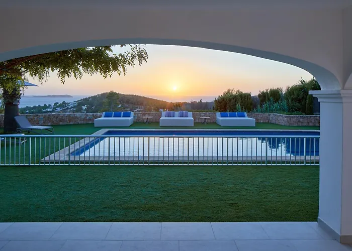 Villa Can Joan I - Fantastic Sunset Views And Family Friendly -