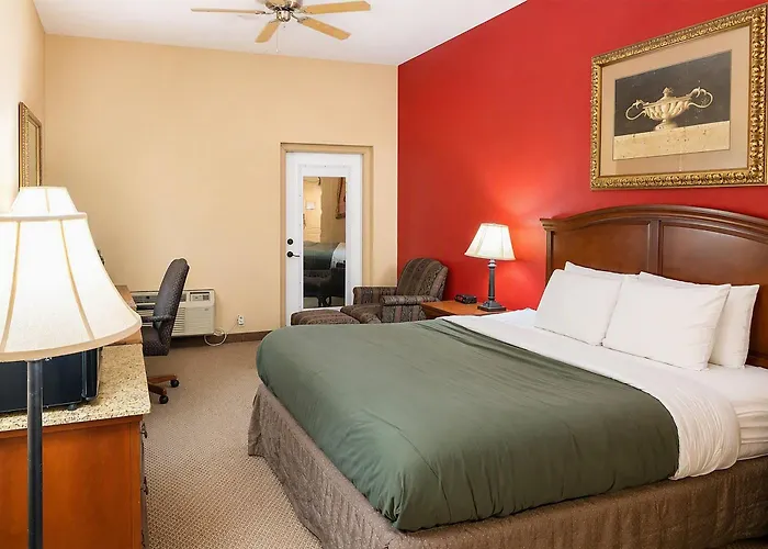 O'Brien Riverwalk Boutique Hotel